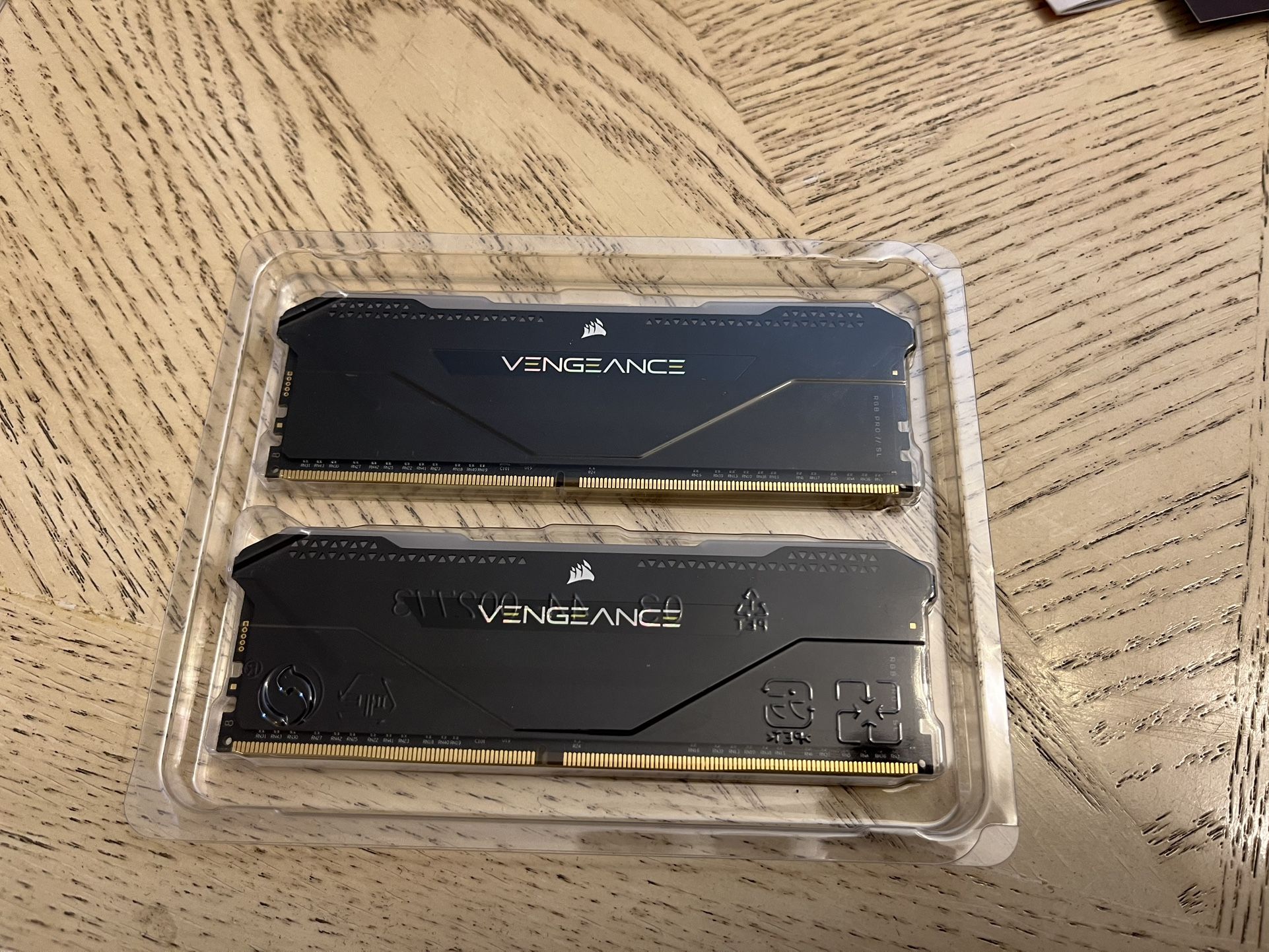 Corsair Vengeance RGB Pro SL 32GB (2x16GB) DDR4 3600