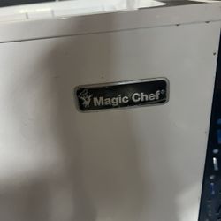 Freezer - Magic Chef 