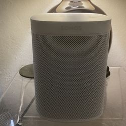 Sonos One 