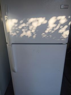 Frigidaire Top-Freezer Refrigerator White Delivery Available