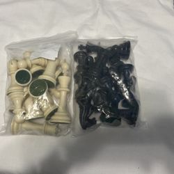 Superior Tournament Chess Pieces, 3 3/4 King