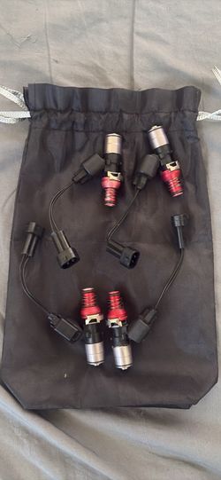 COBB 1050 CC INJECTORS (used) ,