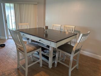 Counter Height Dining Table w/ 5 Chairs