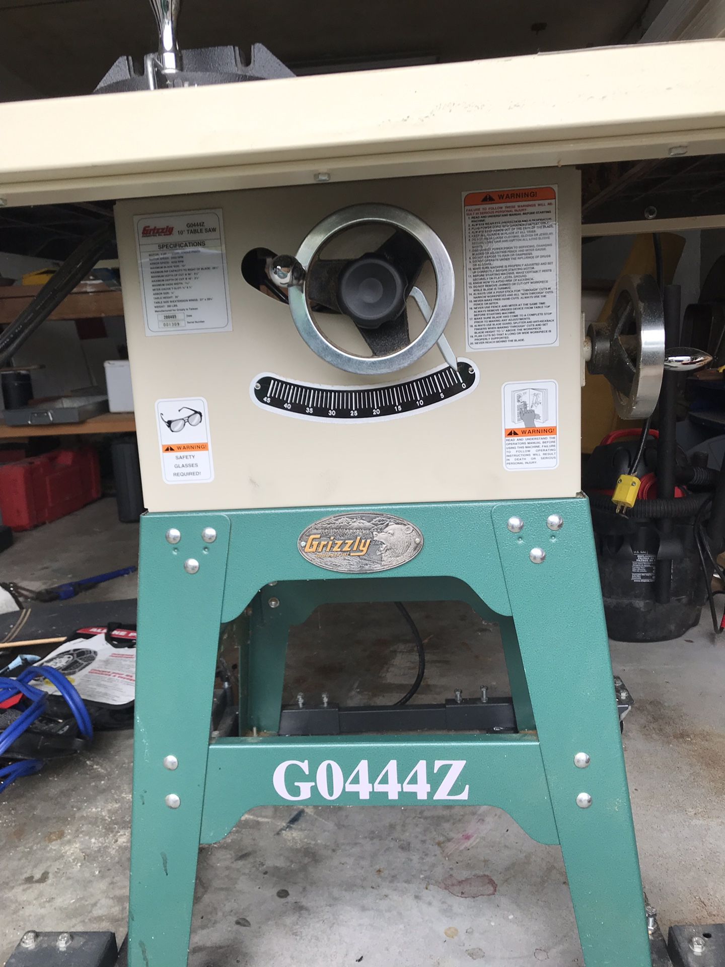 Grizzly G0444Z Table Saw for Sale in Bremerton, WA OfferUp