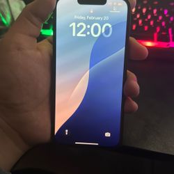 Unlocked iPhone 13 Mint Condition, Need Gone! 129 Gb