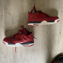 Jordan 4 “ Fiba”