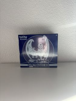 Pokemon Sun & Moon Elite Trainer Box