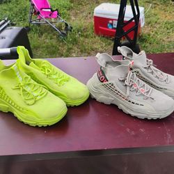 Evolove Tennis Shoes Like Brand New Excellent Condition Either 10 Or 10 1/2 Not Sure $30 Two Pair