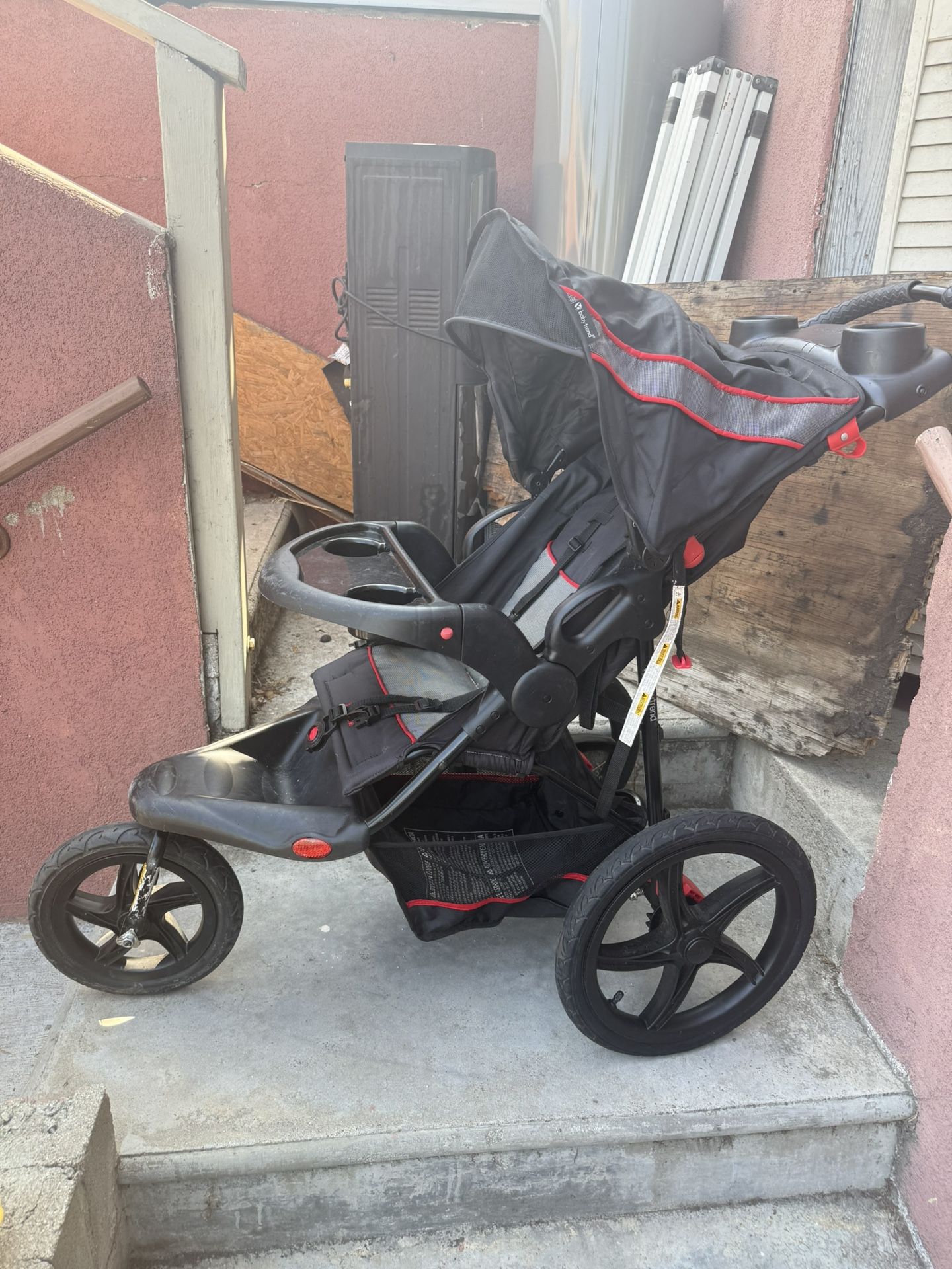 Baby trend Jogger Stroller