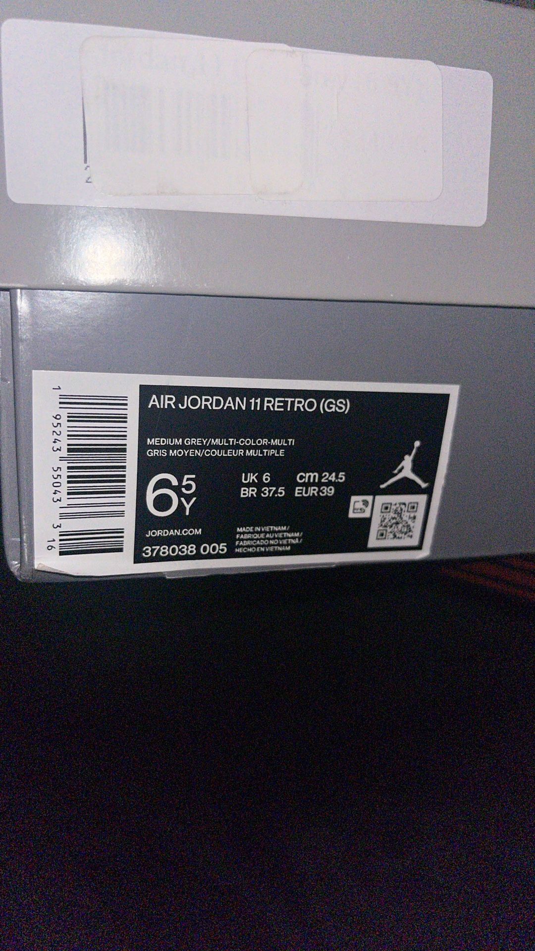 Air Jordan 11 Cool Gray