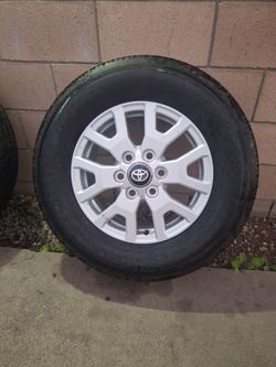 Toyota Tacoma 2024 SR5 17” OEM Wheels Rims Toyo Tires TRD Tundra 4Runner TPMS