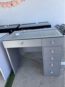 VANITII vanities BRAND NEW