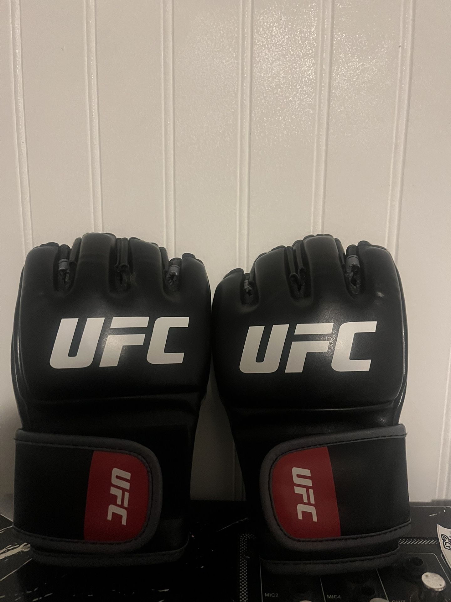 UFC MMA Gloves