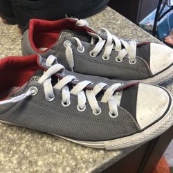 Converse size 6 unisex slightly used
