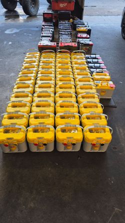 Optima Yellow Top Battery D34/78 Versatile Dual Purpose Deep Cycle AGM Car Truck Battery. Bateria Para Carro Camioneta
PRICE IS FIRM. Optima Yellow T