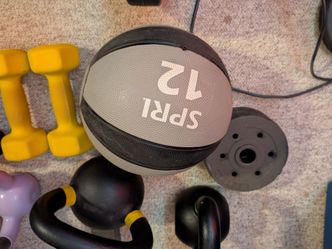SPRI 12 lb Weighted Medicine Ball