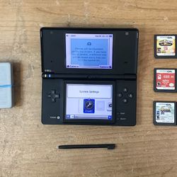 nintendo dsi including and 6 games