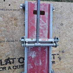 D-Cut RC-200 Profile Wall Base Cutter