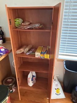 3 shelf cabinet