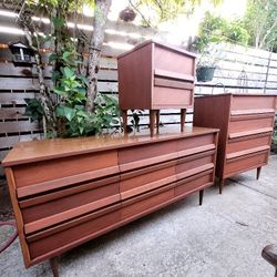 Vintage Mid Century Dresser Set