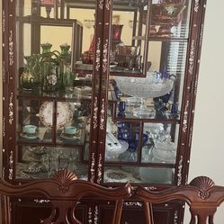 Vantage China  Cabinet Like New