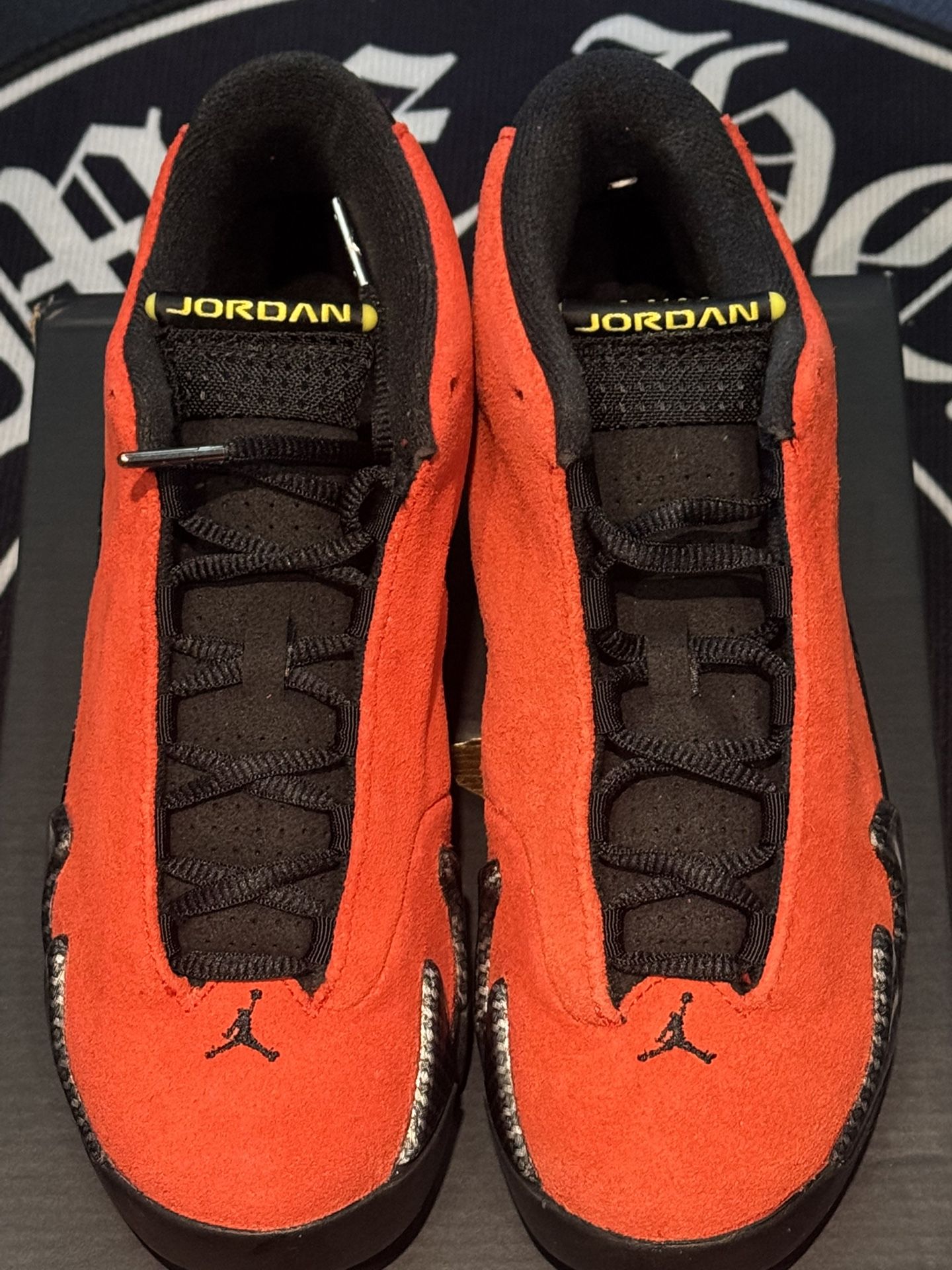 Jordan 14 Retro “Ferrari “
