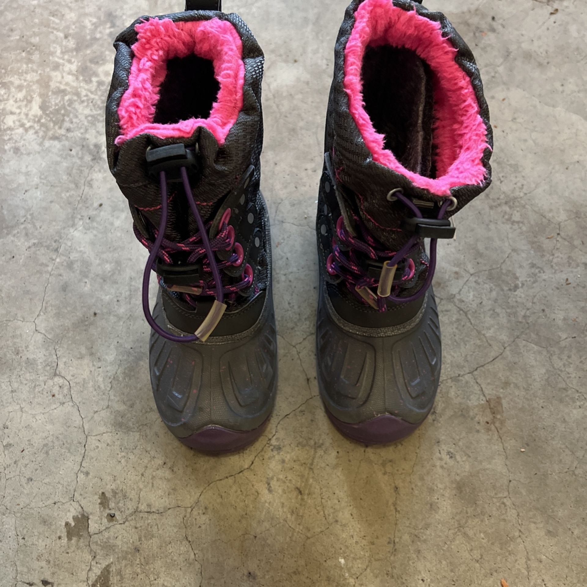 Kids Size 10 Snow/winter Boots