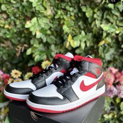 Jordan 1 Gym Red Size 10