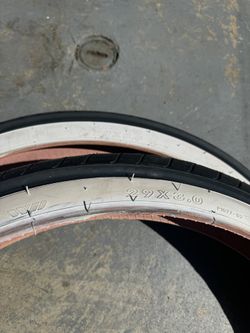 Two 29x3 Cruiser Tires Bicycle