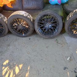 225/45R17 Tires And Rims $650