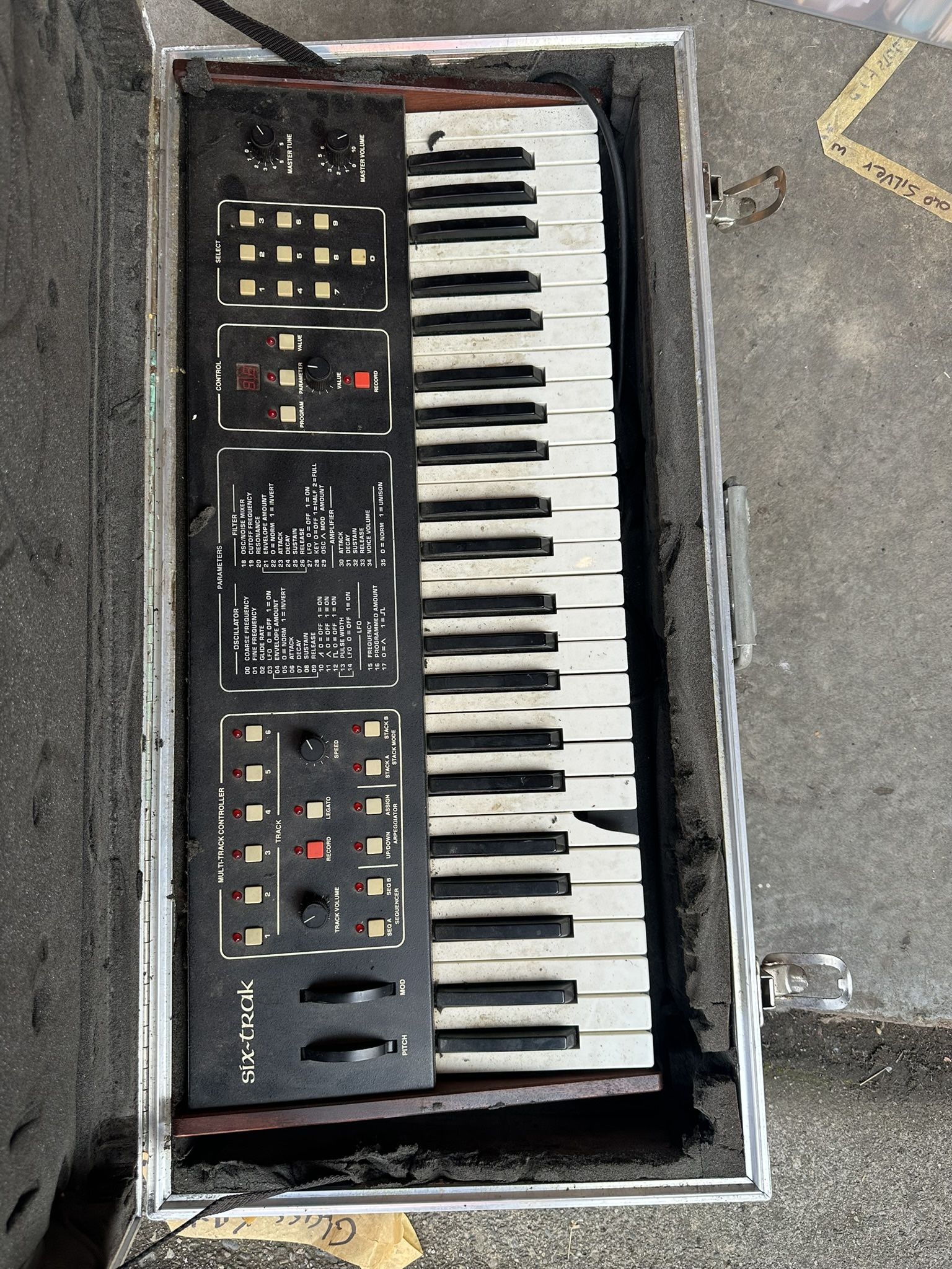 Six Trak Piano