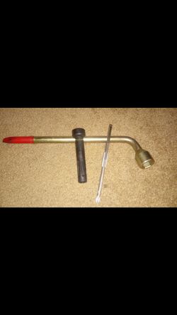 Volvo Flat Tire Wrench