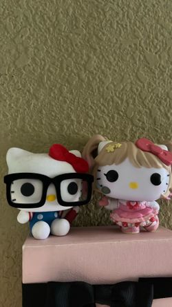 2 Hello Kitty Funko Pops