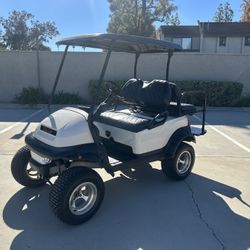 2017 Club Car Precedent 