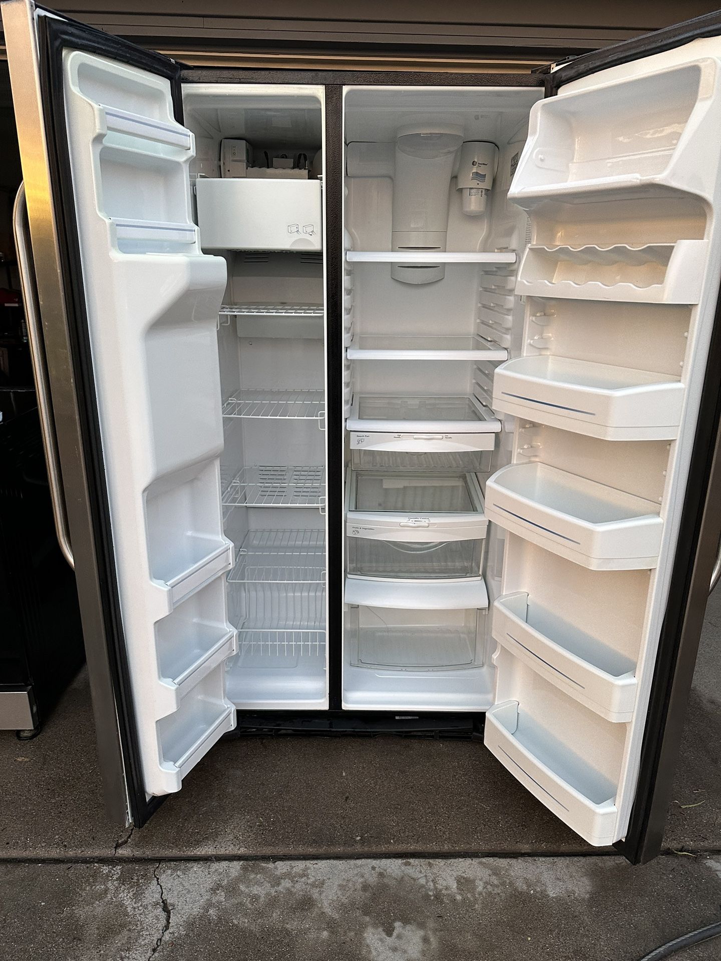 GE Double Door Fridge 