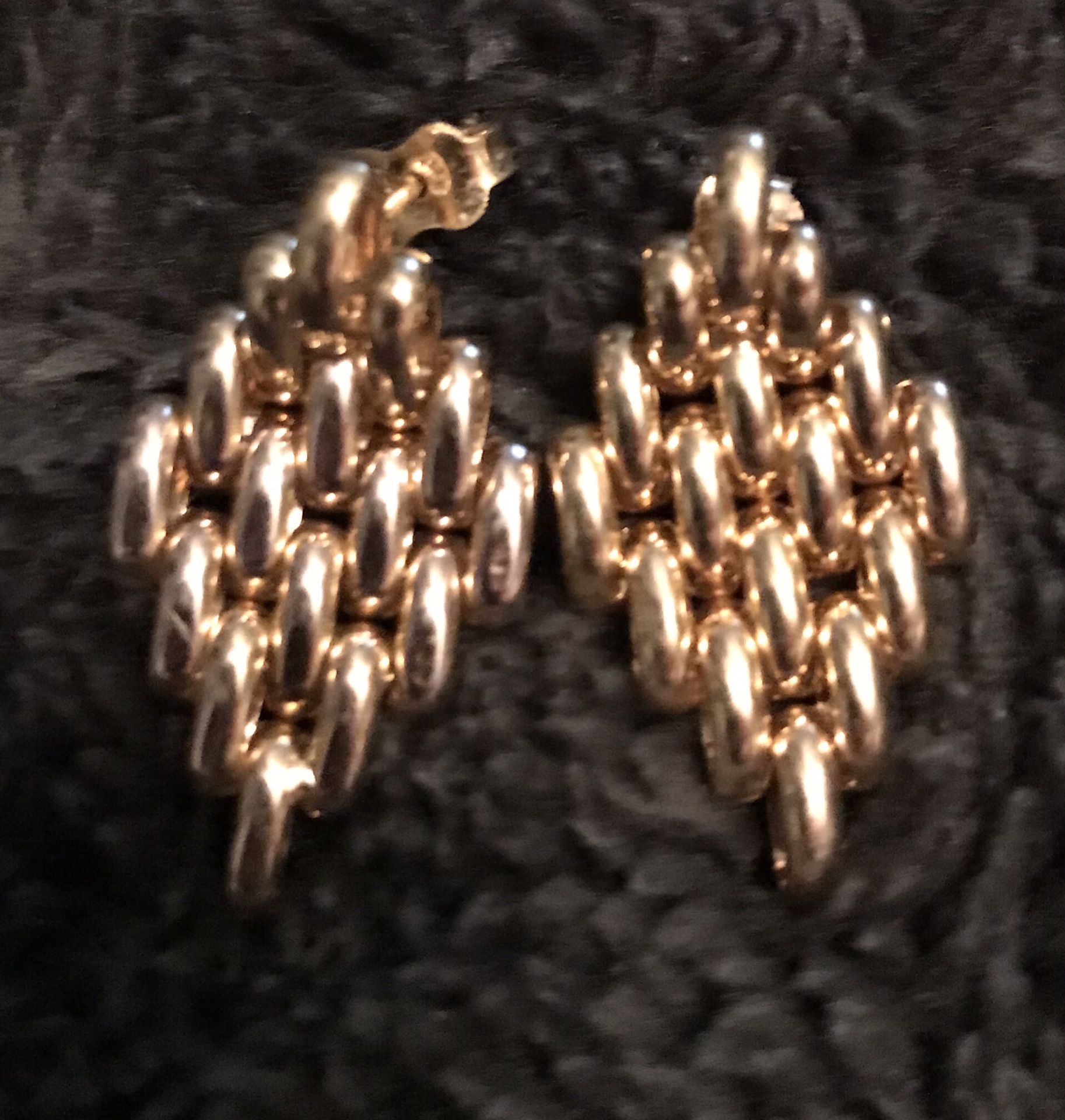 14k gold chain diamond shaped earrings