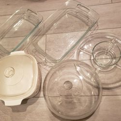 Pyrex glass dishware set for sale