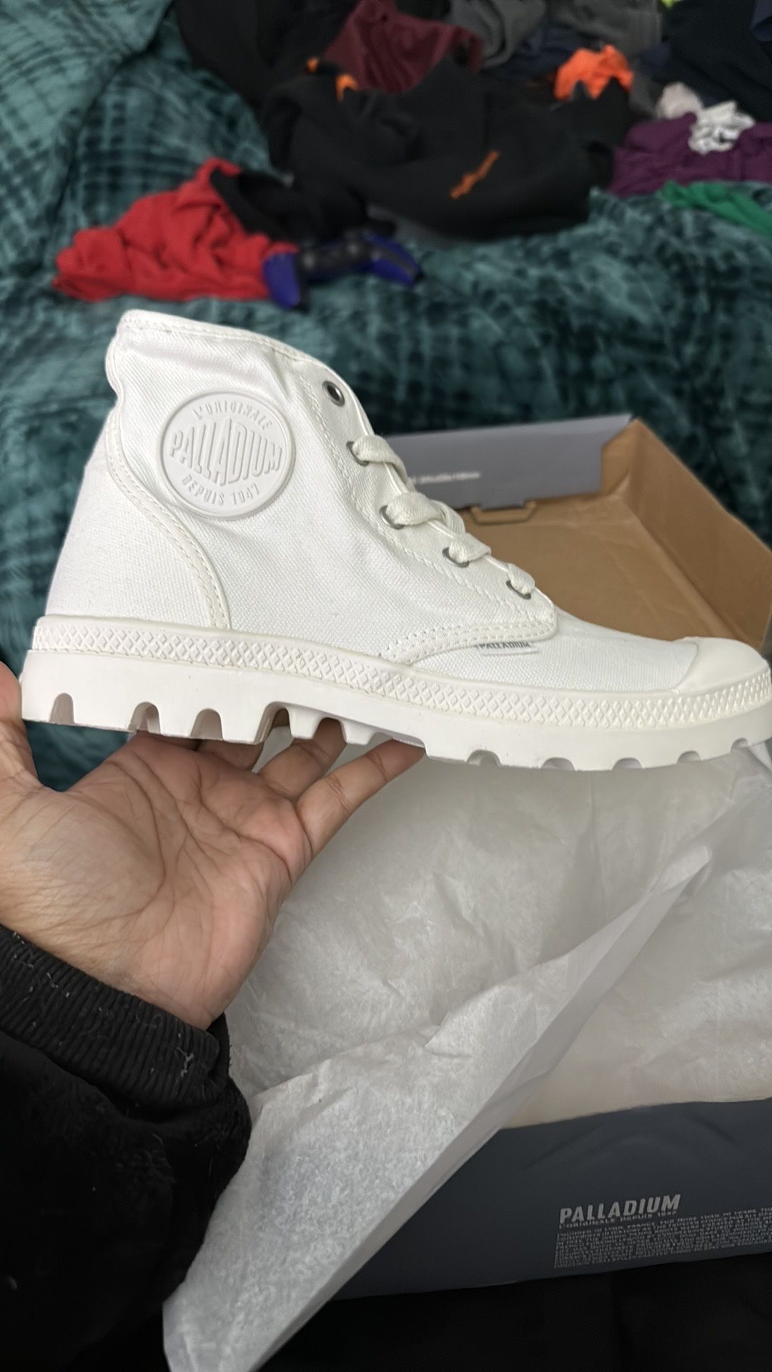Palladium Pampas NWT