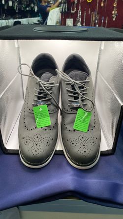 Size 10  dark gray Harrison Myles Ultralights casual shoes