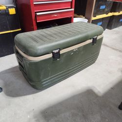 Giant Igloo Cooler In Great Shape *Lowered Price