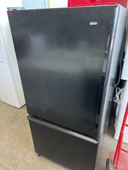 Kenmore black bottom freezer refrigerator -free delivery