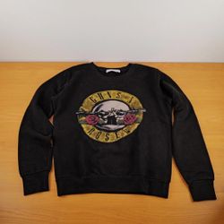  Daydreamer "Guns 'n Roses" women's sweatshirt, size small (S), black.