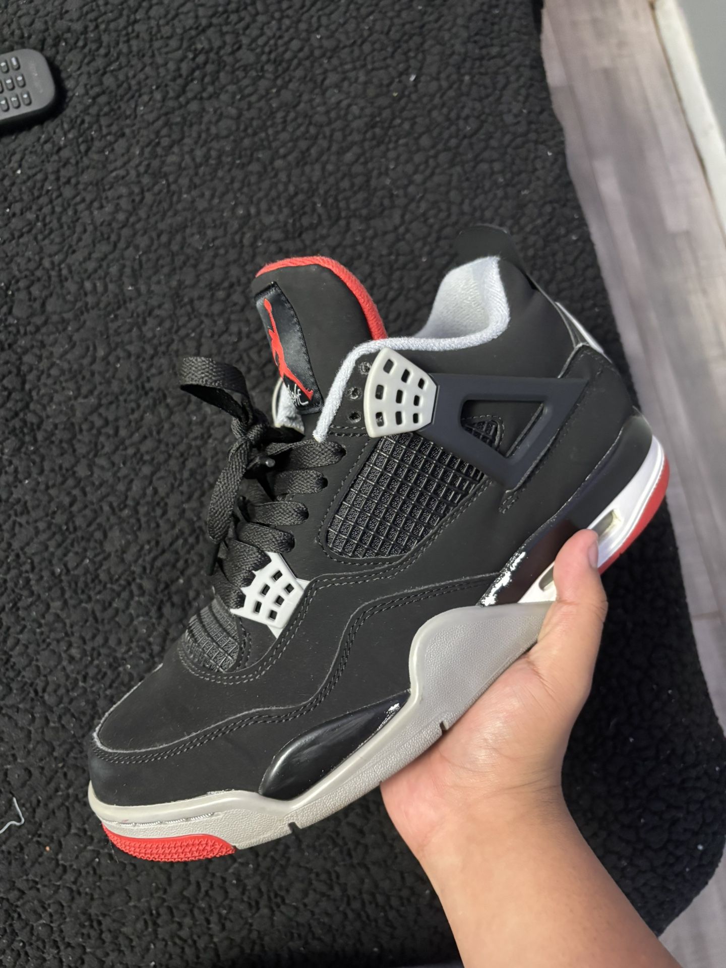 Jordan 4 “bred” 2019