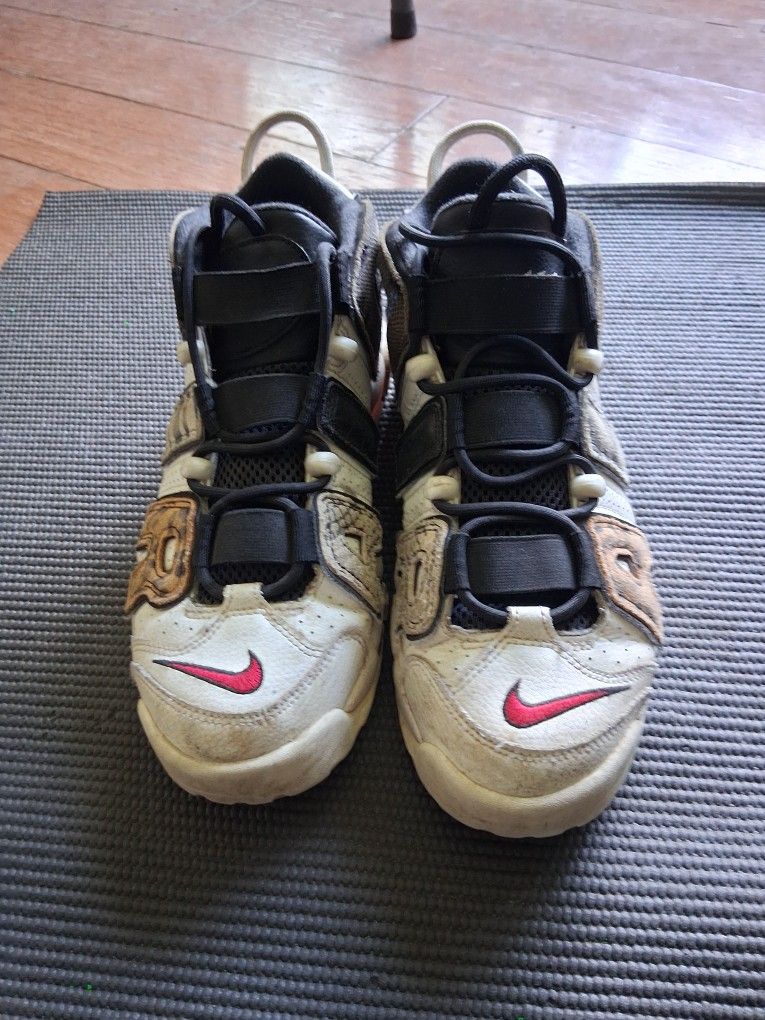 Nike Uptempo