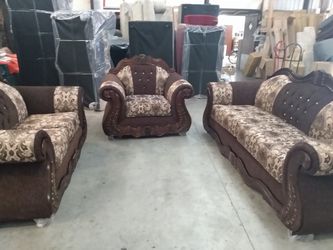 New Three Pieces For Sale Tres Piezas Nuevas De Venta