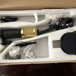 USB Condenser Microphone Kit w/ Stand & Accessories (Like New)  