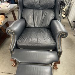 Lazy boy leather recliner chair vintage 