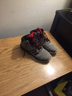Boys shoes size 5.5