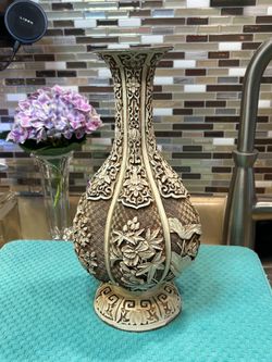 Vintage c.1982 Arnart Imports Ivory Dynasty carved floral vase 12” H x 7” W