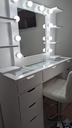 Vanity for makeup 